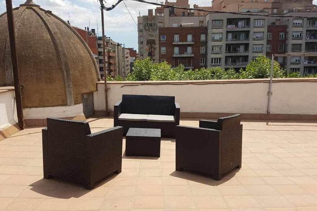 New Top Floor Apt With A Lot Of Light & Aircon Жирона Экстерьер фото