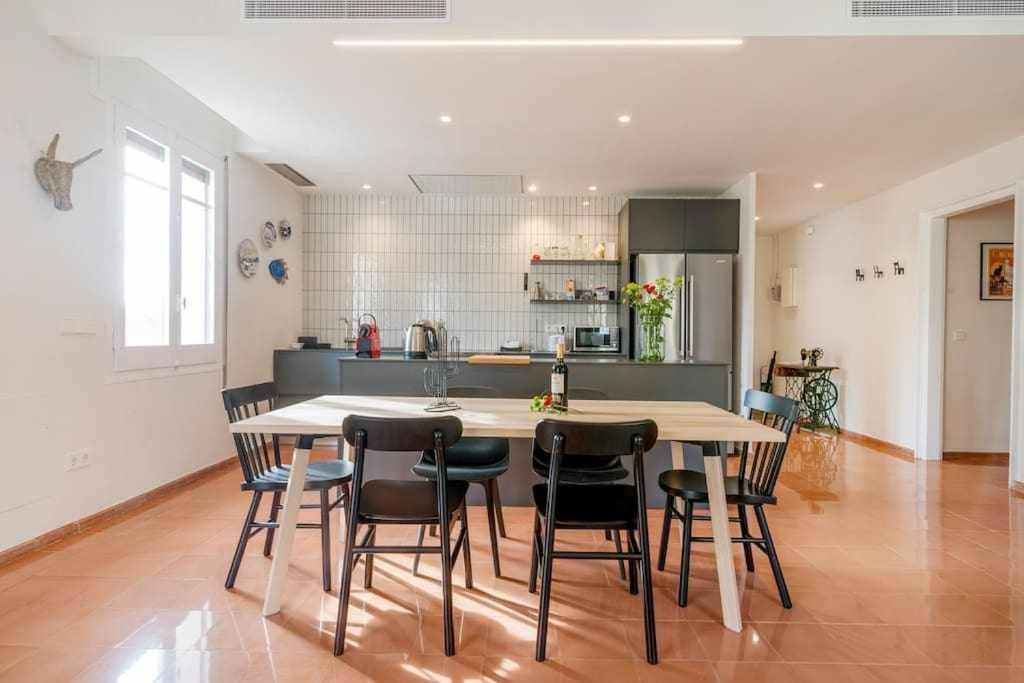 New Top Floor Apt With A Lot Of Light & Aircon Жирона Экстерьер фото