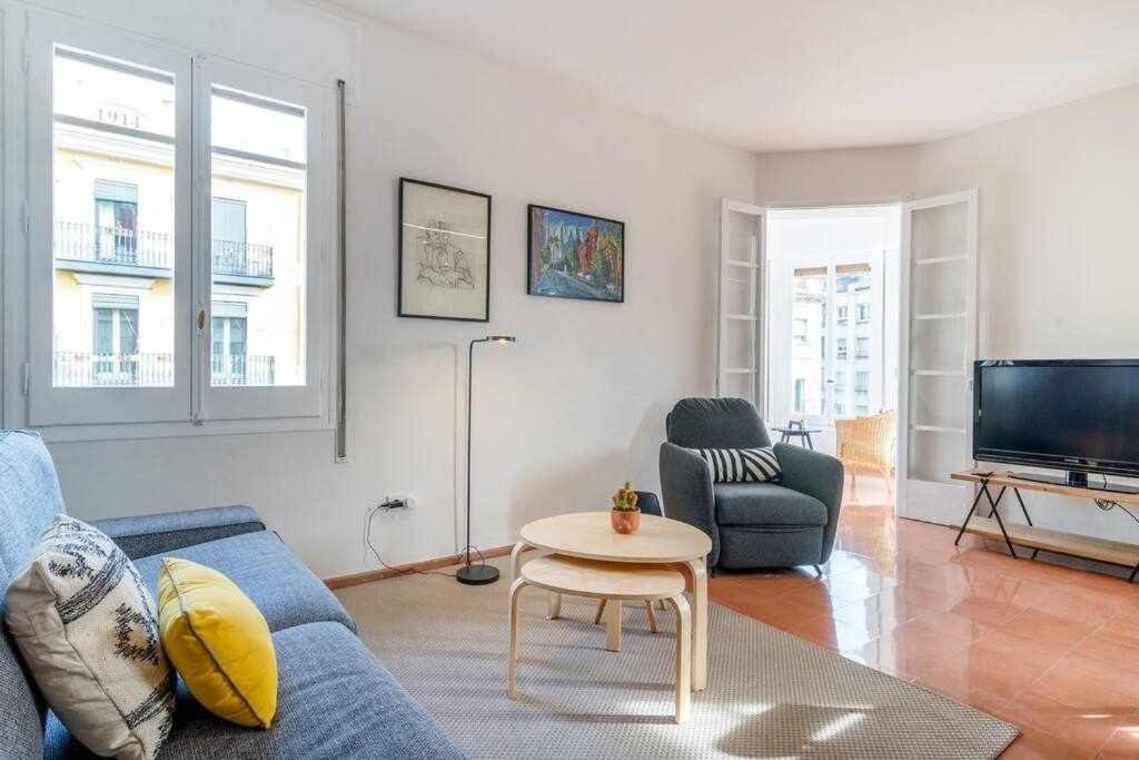 New Top Floor Apt With A Lot Of Light & Aircon Жирона Экстерьер фото