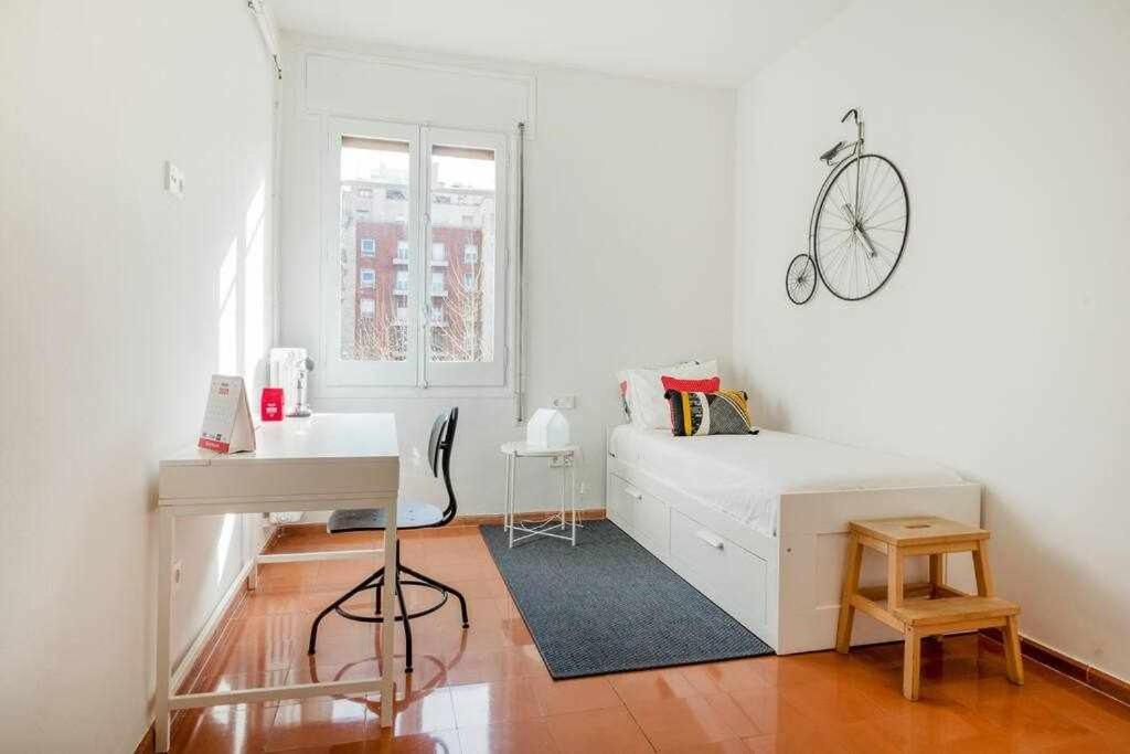 New Top Floor Apt With A Lot Of Light & Aircon Жирона Экстерьер фото