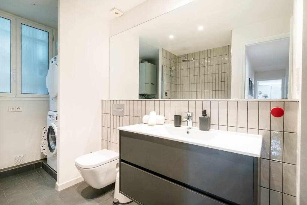 New Top Floor Apt With A Lot Of Light & Aircon Жирона Экстерьер фото