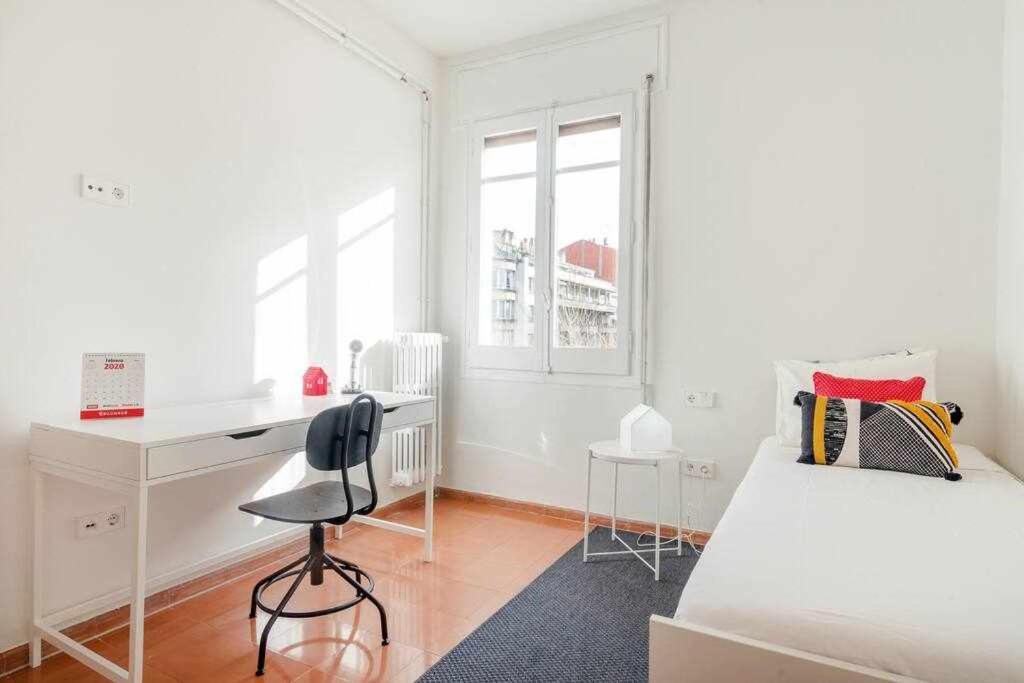 New Top Floor Apt With A Lot Of Light & Aircon Жирона Экстерьер фото